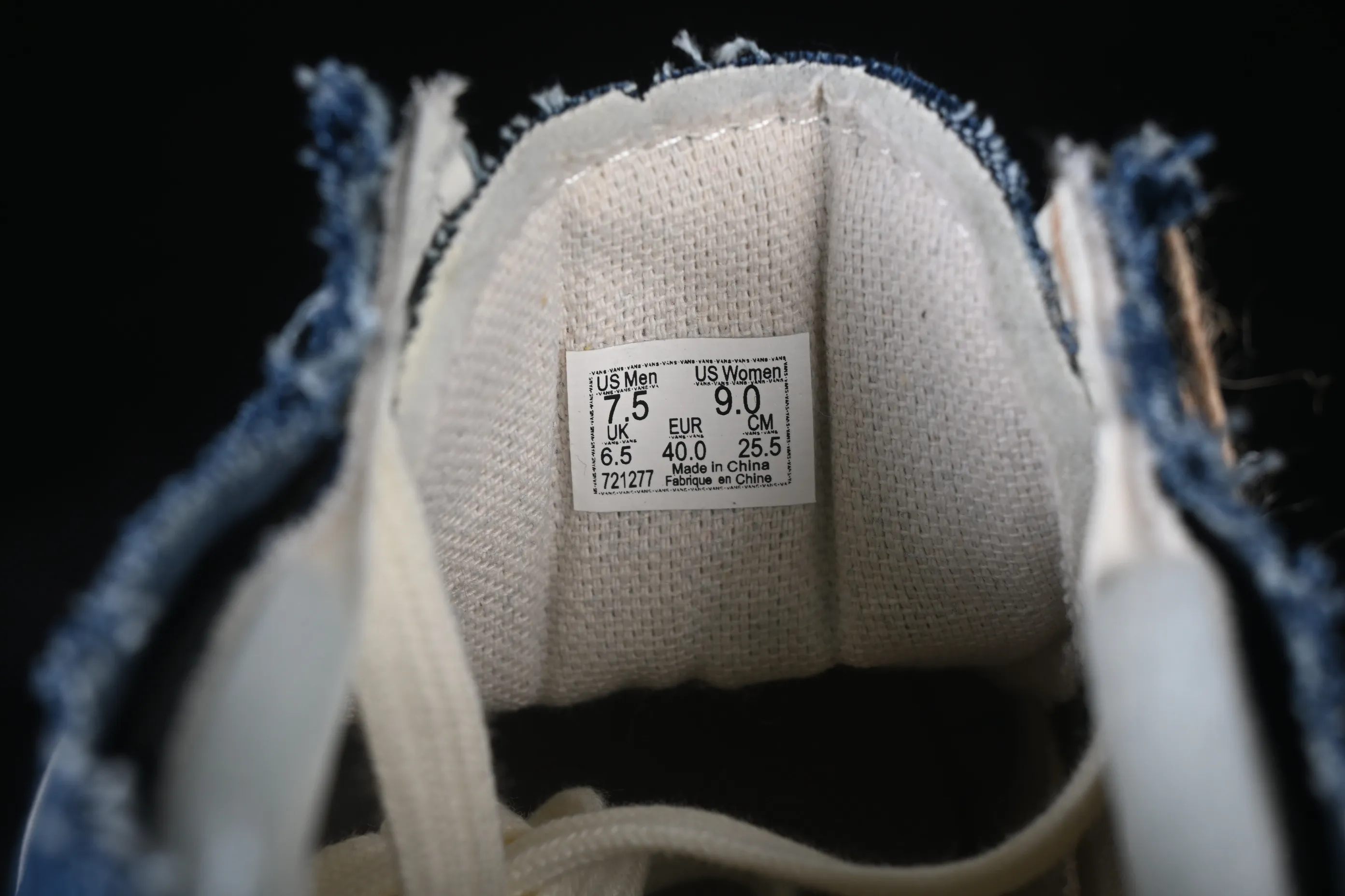 All categories Vans Vans series Vans Low Vans low top Vans Old Skool Frayed Vans low-top casual skateboard shoes VN000E9HGTL